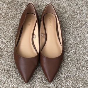 Express pointed toe flats EUC